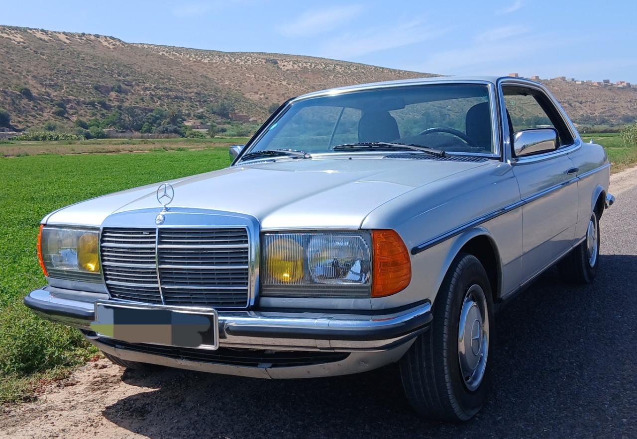 MERCEDES 230 C Coupé - 1978 LesAnciennes.com