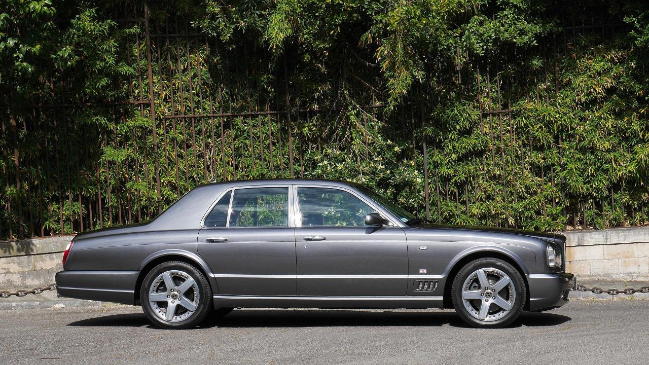 BENTLEY Arnage T 24 Mulliner - 2005 LesAnciennes.com