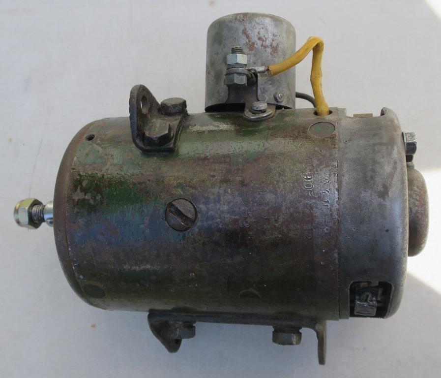 Dynamos PEUGEOT 402 LesAnciennes.com