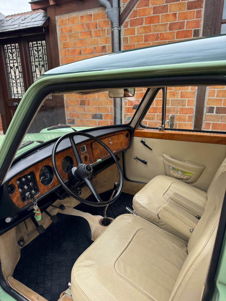 AUSTIN Princess Vanden Plas 1100 - 1965 LesAnciennes.com