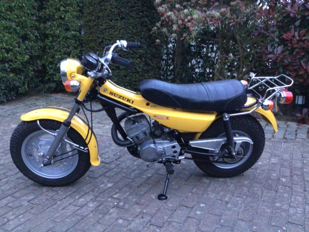 SUZUKI RV 125 VanVan - 1976 LesAnciennes.com