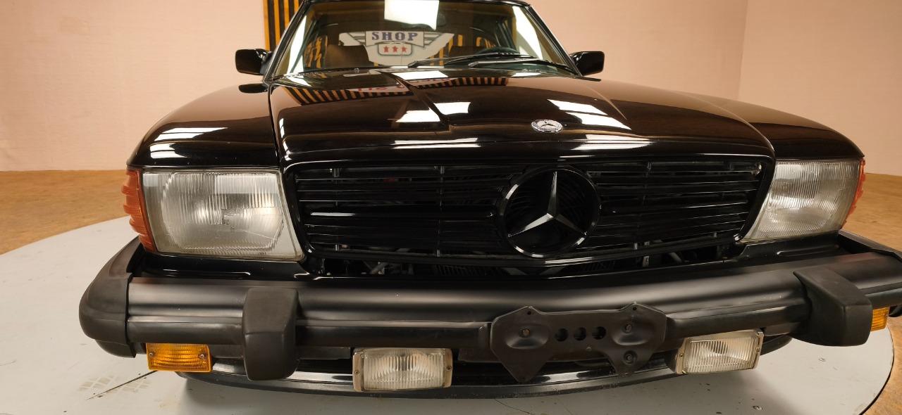MERCEDES 560 SL R107 - 1988 LesAnciennes.com