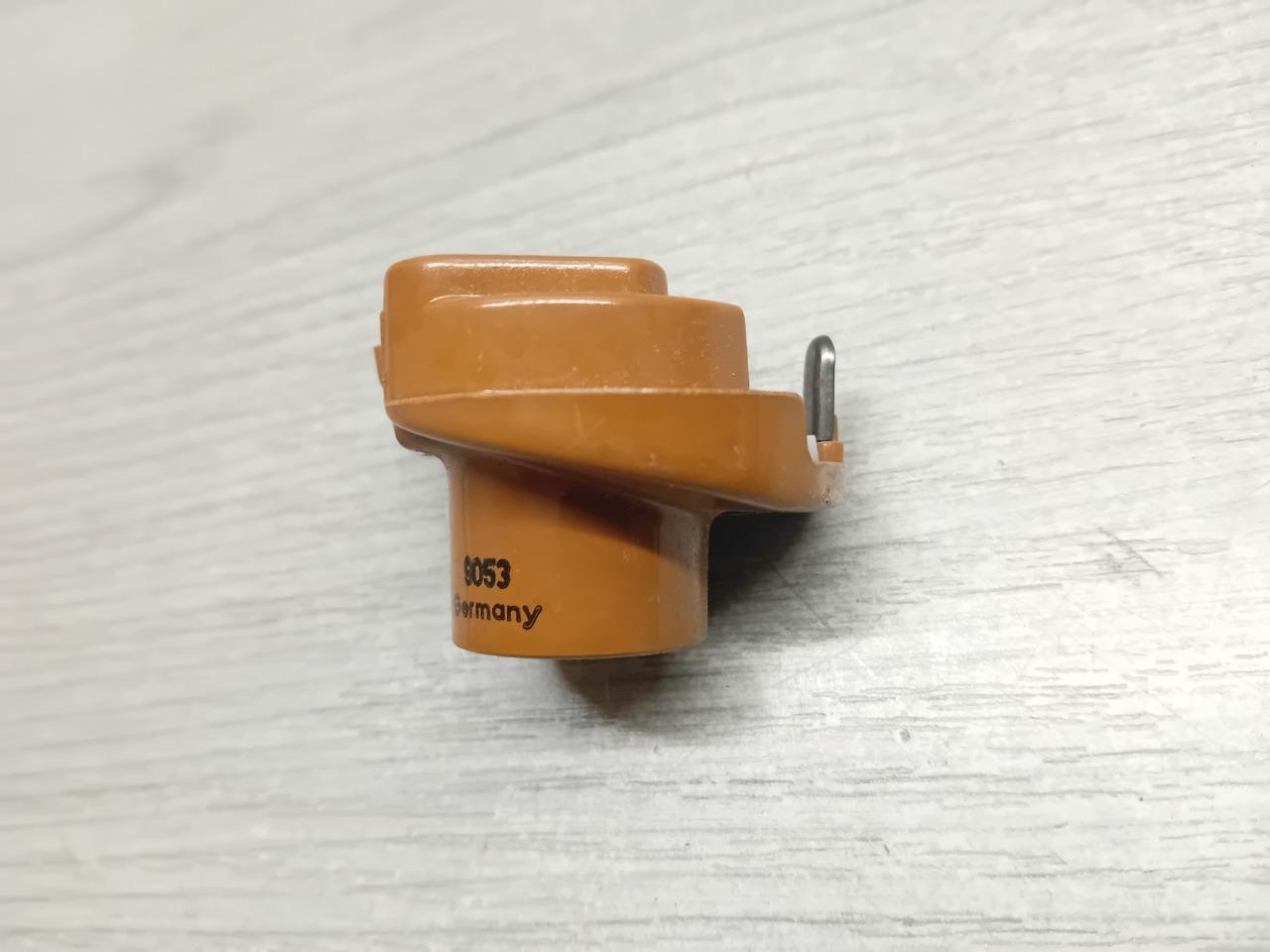 9053 ROTOR DOIGT D’ALLUMAGE BMW 320 E21 (BOSCH) LesAnciennes.com