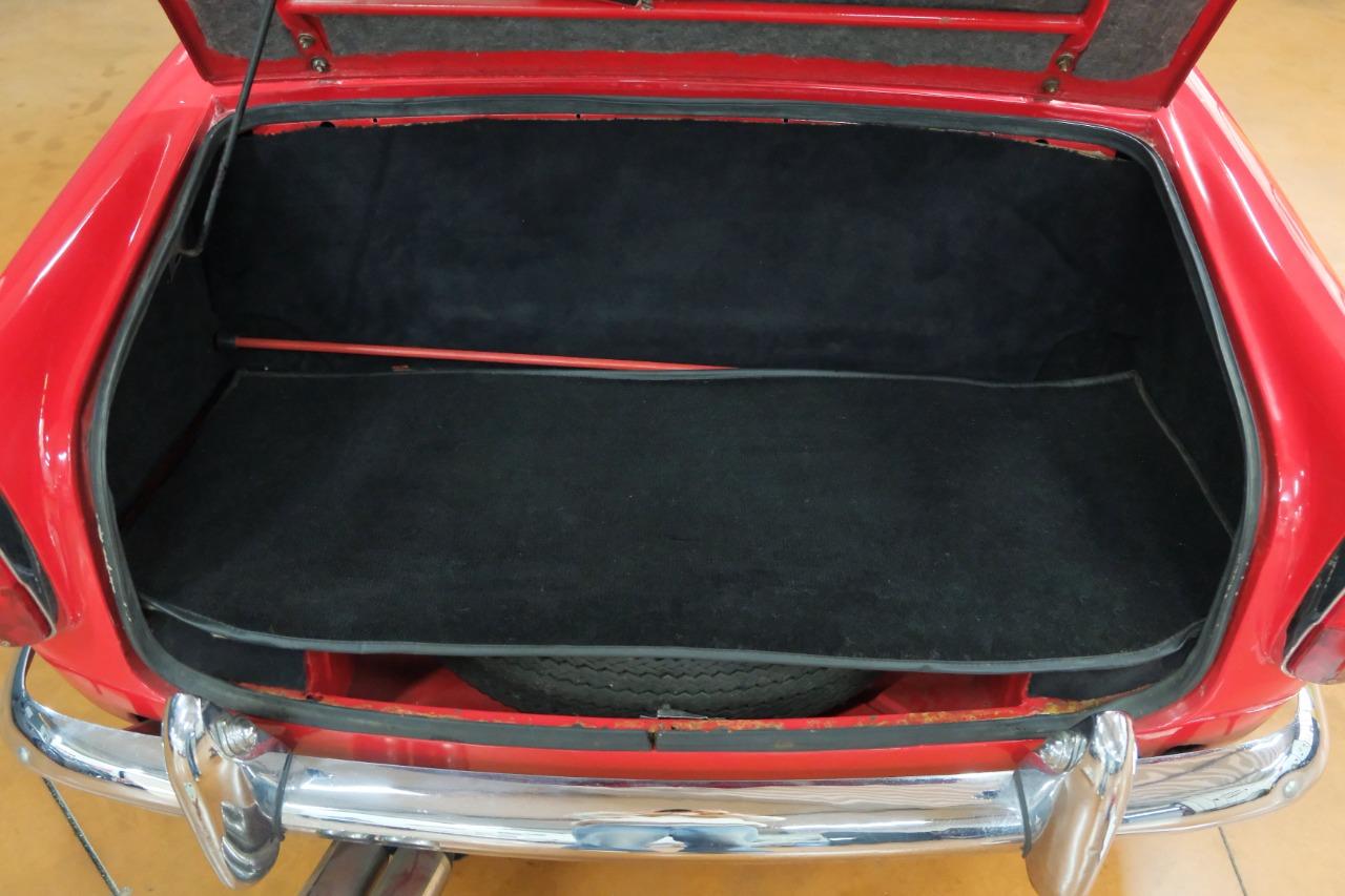 TRIUMPH TR4 - 1962 LesAnciennes.com