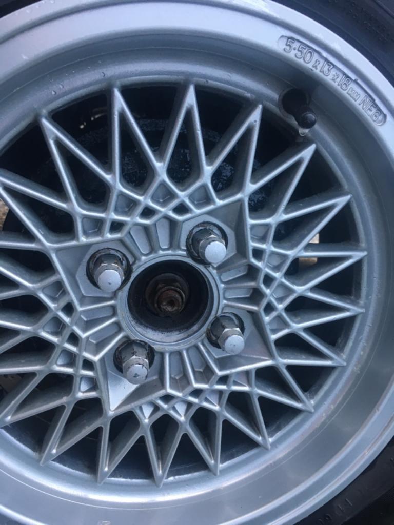 Recherche Jante Alu 13 pouces LesAnciennes.com