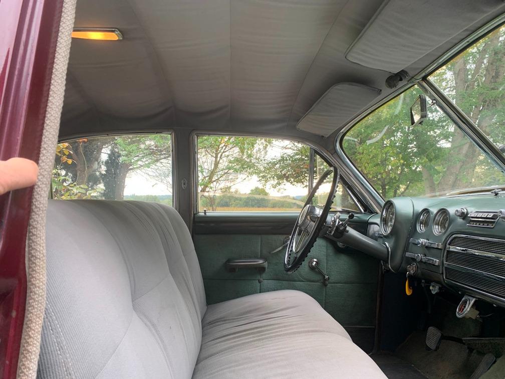 BUICK Roadmaster - 1949 LesAnciennes.com