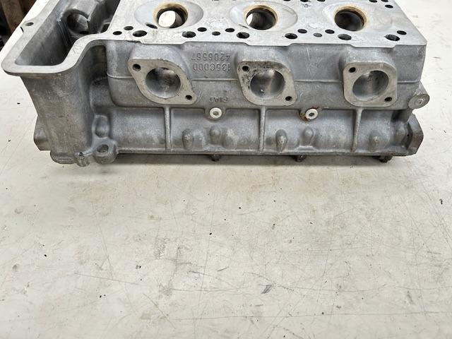 Culasse Fiat Dino 2400 cote 1-2-3 LesAnciennes.com