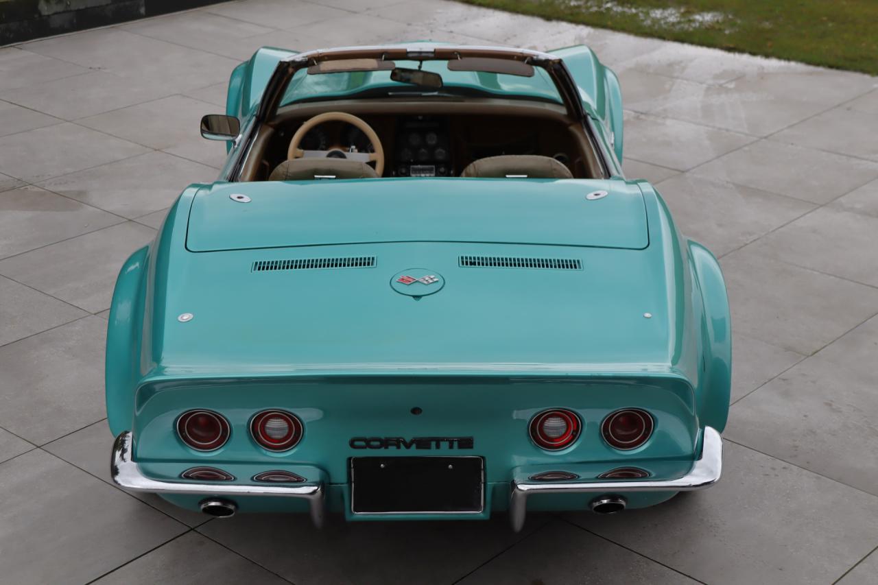 CHEVROLET Corvette C3 Stingray - 1972 LesAnciennes.com