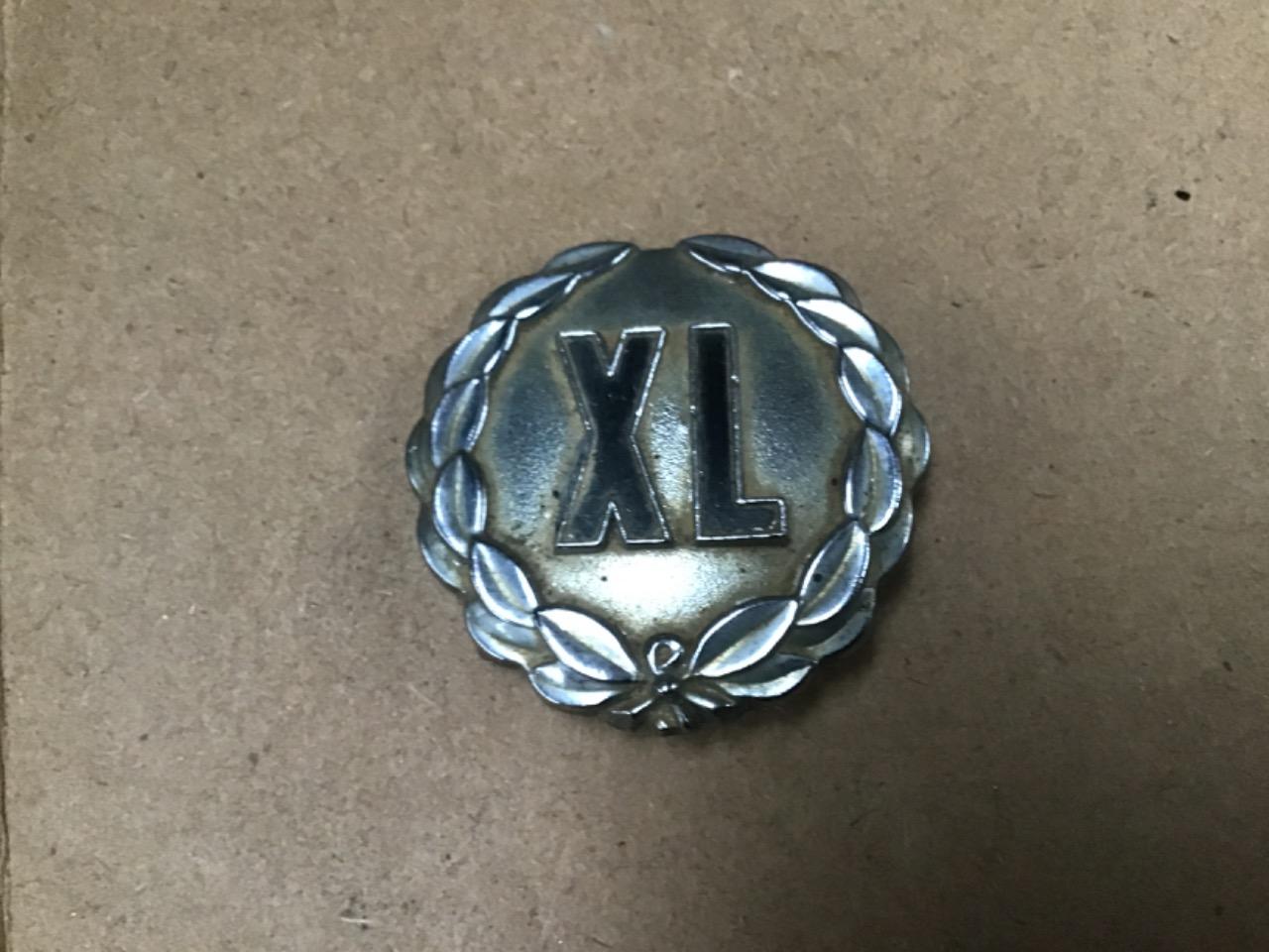 LOGO DE COFFRE FORD CAPRI LesAnciennes.com