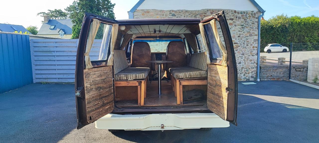 FORD E 150 Econoline VAN - 1980 LesAnciennes.com