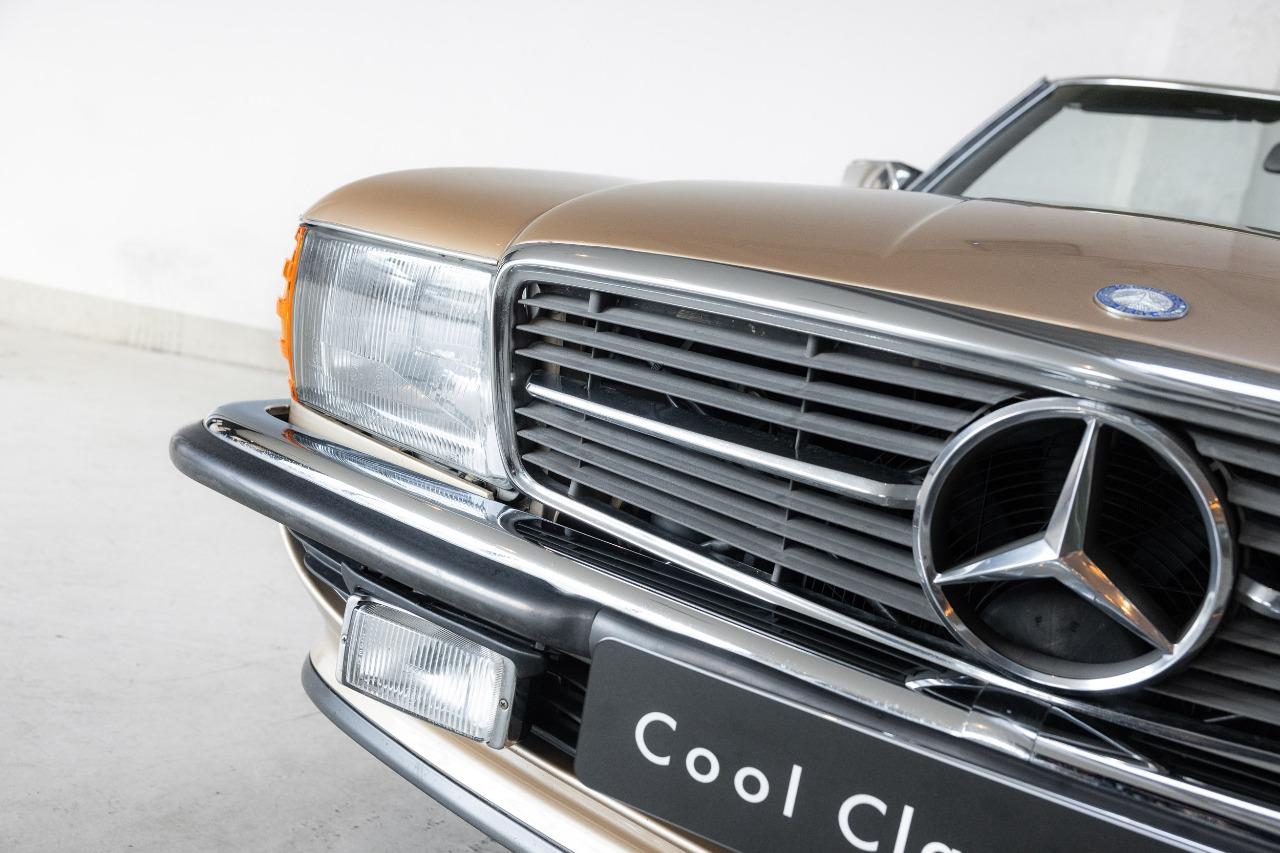 MERCEDES 300 SL R107 - 1986 LesAnciennes.com