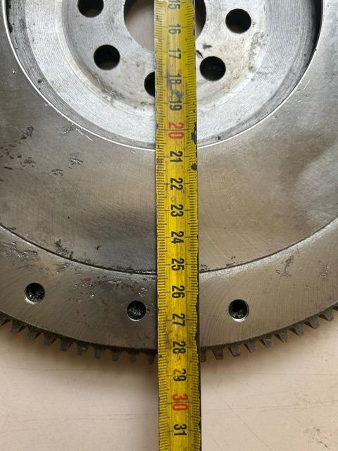 Volant moteur Fiat Dino 2000 LesAnciennes.com