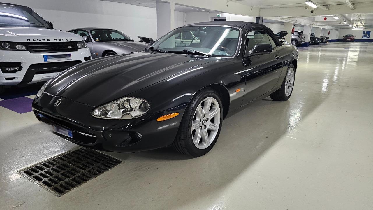 JAGUAR XK8 Cabriolet (X100) 4.0 V8 - 1998 LesAnciennes.com