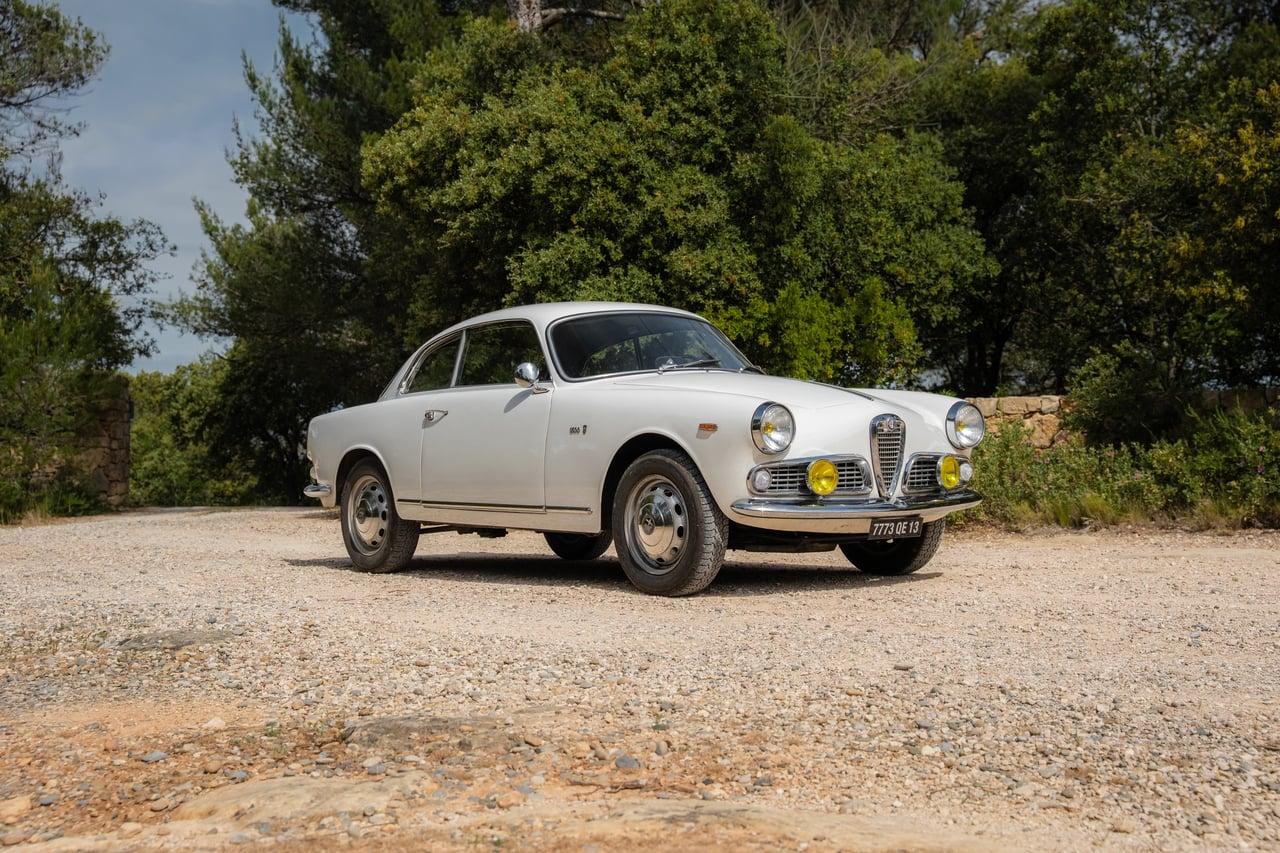 1965 Alfa Romeo Giulia Sprint 1600 LesAnciennes.com