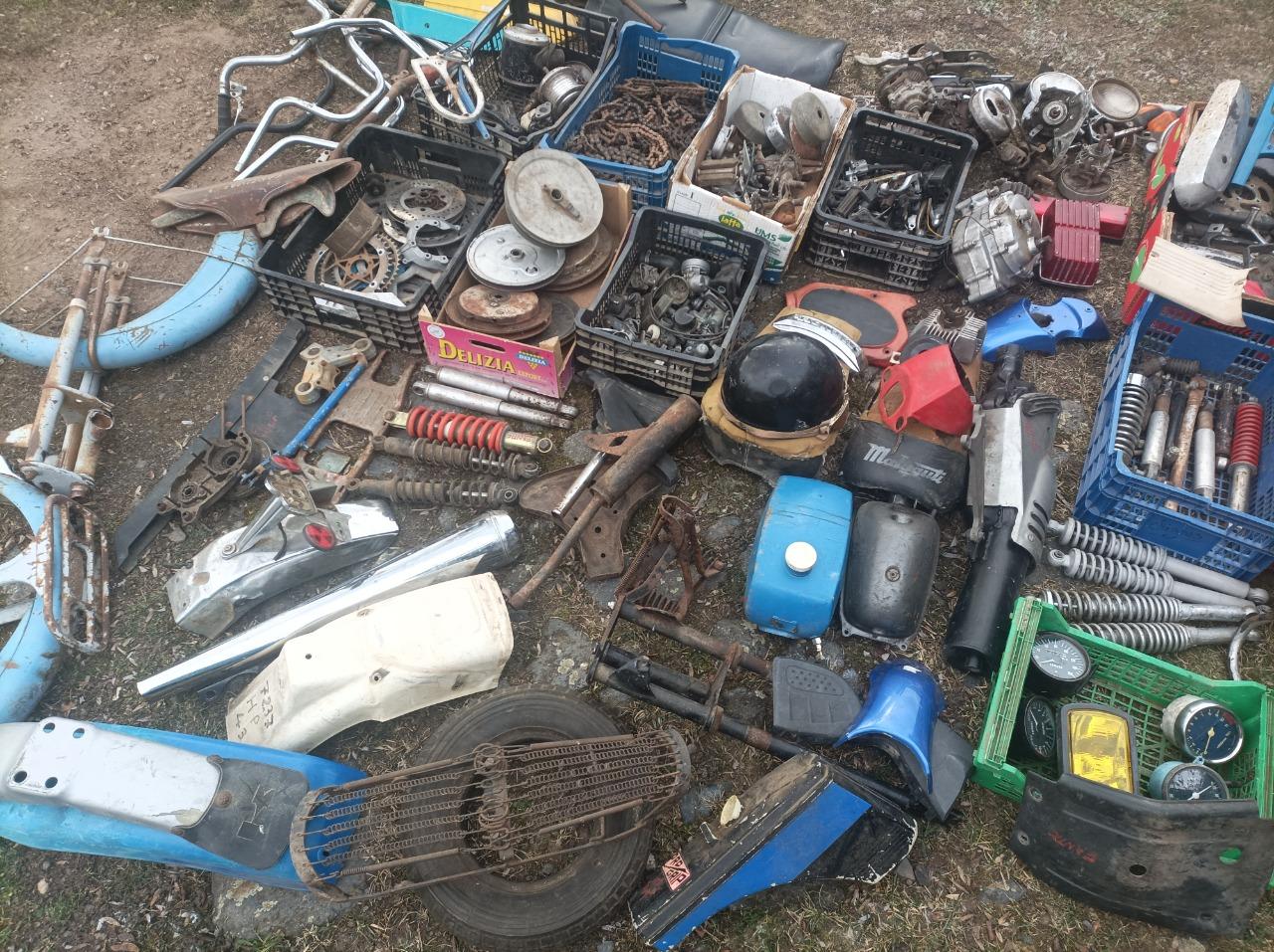 Pièces MOTOBECANE AV 44 LesAnciennes.com