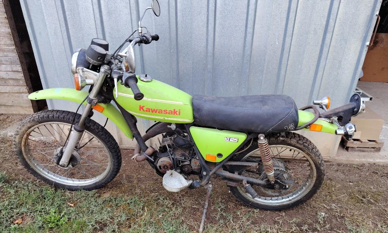 KAWASAKI KE 125 ENDURO - 1977 LesAnciennes.com