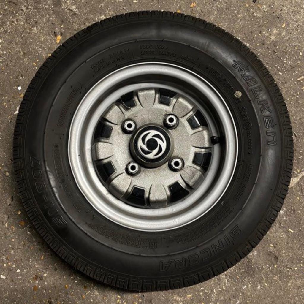 Set complet JANTES TÔLES 10 pouces AUSTIN Mini LesAnciennes.com