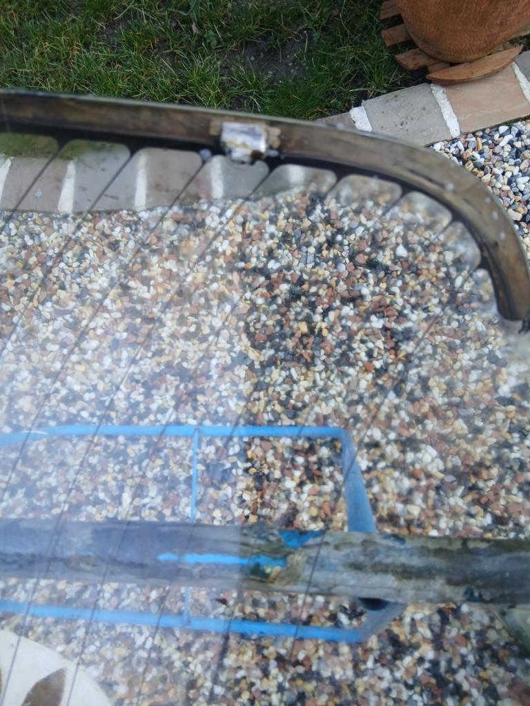 Lunette arrière ALFA ROMEO GT 1300 Junior LesAnciennes.com