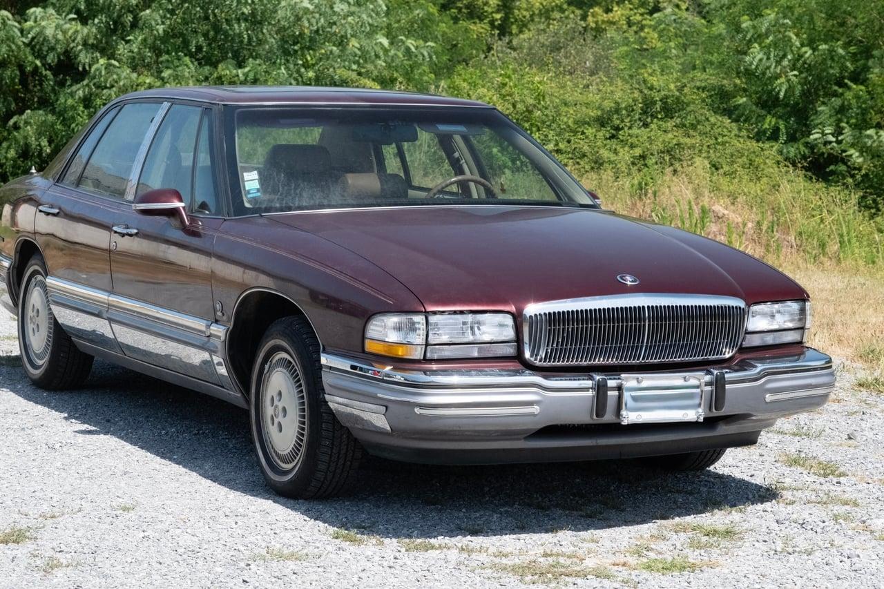 1991 Buick Park Avenue LesAnciennes.com