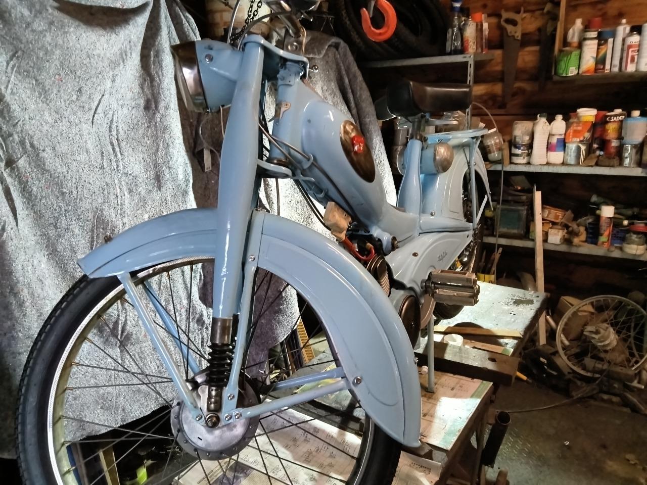 MOTOBECANE AV 79 - 1960 LesAnciennes.com