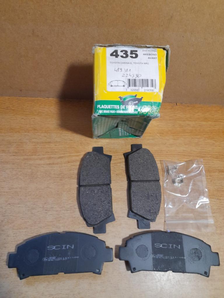 Plaquettes de frein avant Toyota MR2 carina LesAnciennes.com