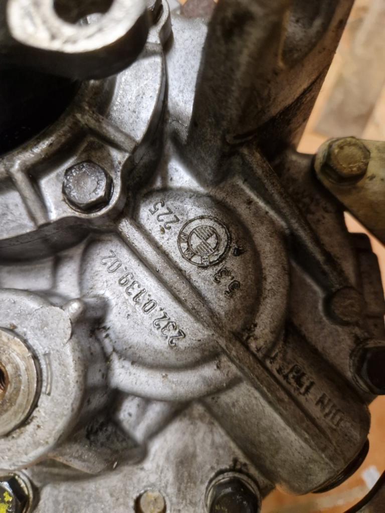 Boite vitesses BMW 320 E 21 4 CYL LesAnciennes.com