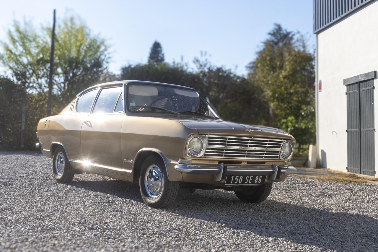 1969 Opel Kadett B 1.1L Luxus Kiemencoupe Manual LesAnciennes.com