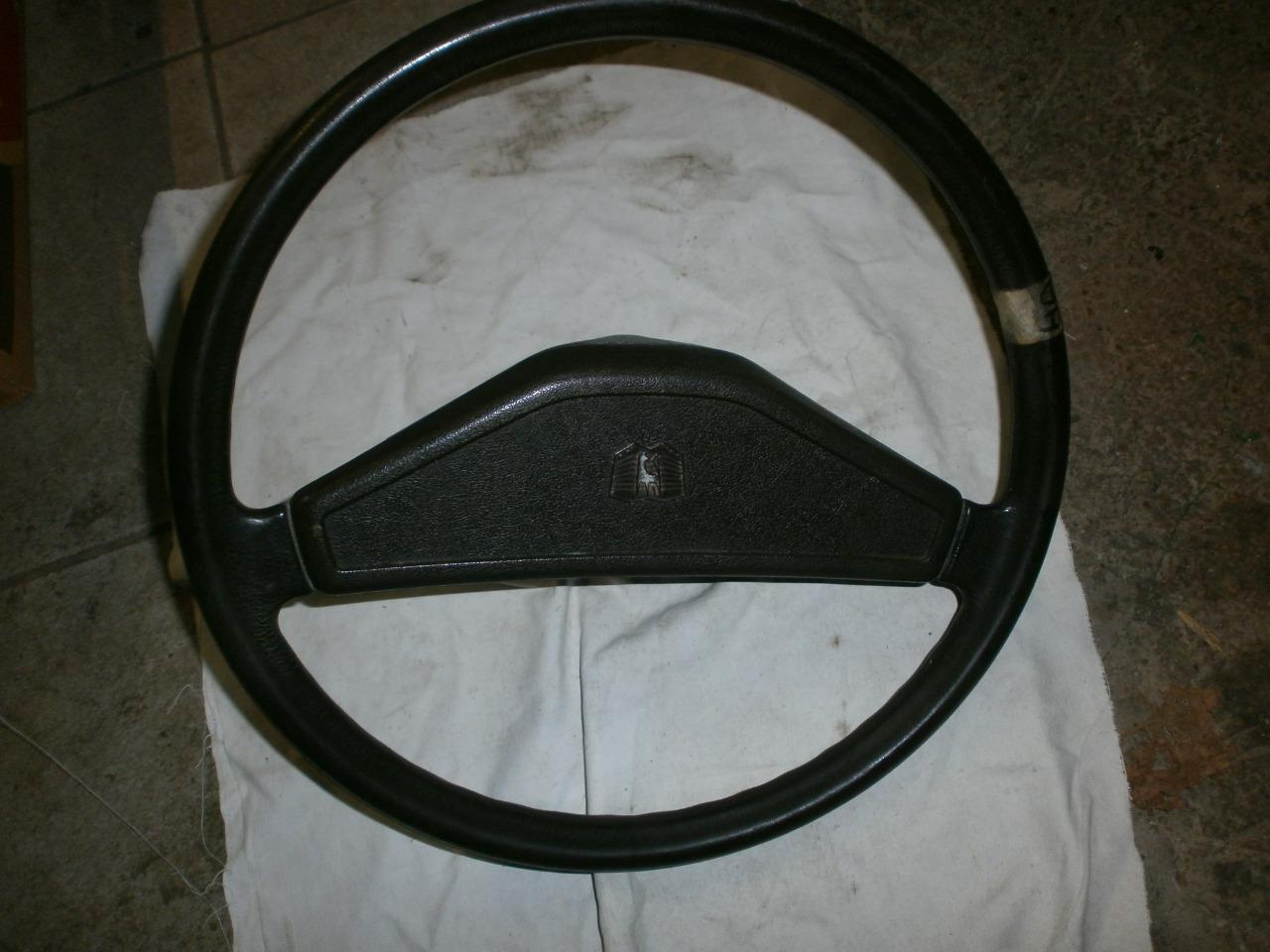 Volant VOLKSWAGEN Golf LesAnciennes.com