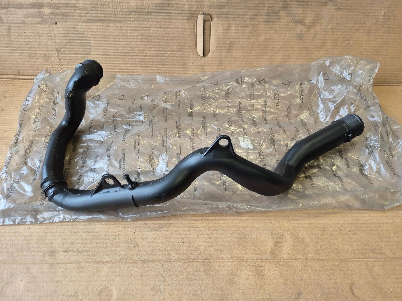 Durite suralimentation PEUGEOT 406 Phase 1 LesAnciennes.com