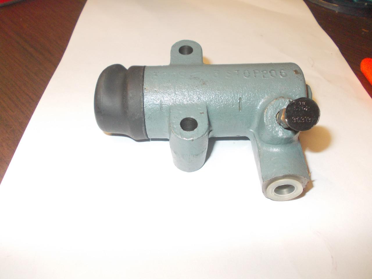 Récepteur PEUGEOT 504 Dièsel LesAnciennes.com