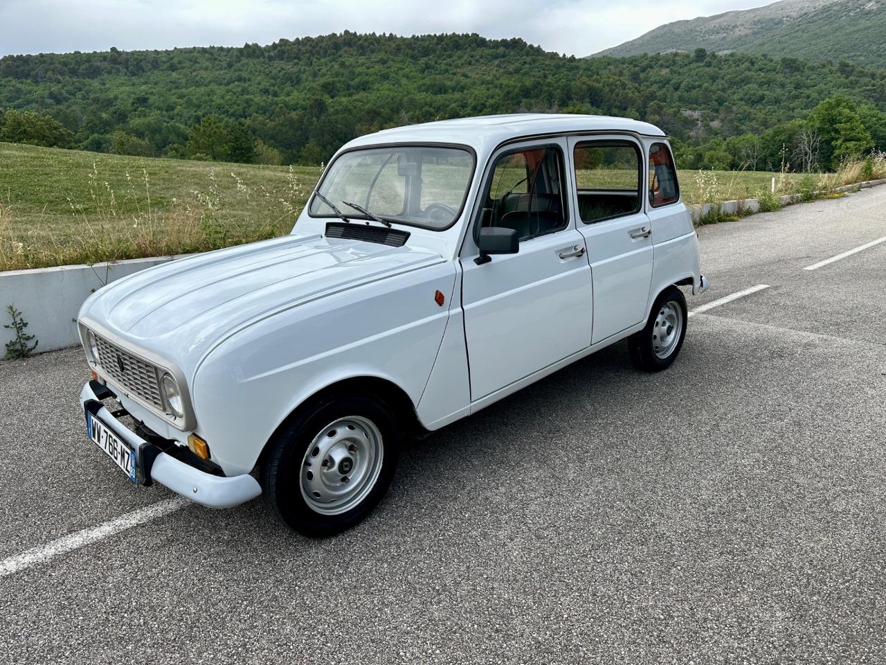 RENAULT 4 (R4) Renault 4 L bon état - 1991 LesAnciennes.com