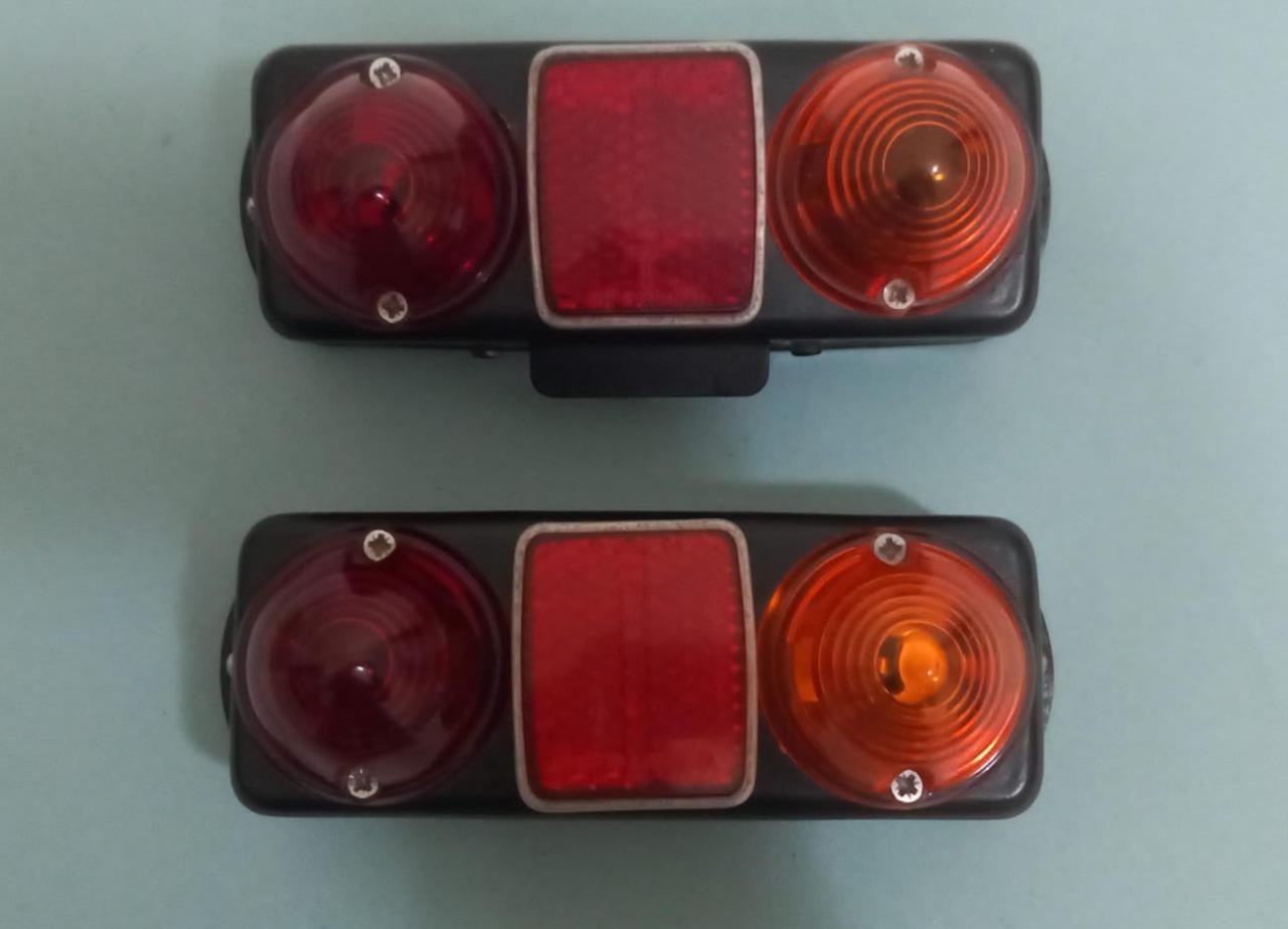 FIAT 508 Balilla Paire de feux arrière LesAnciennes.com