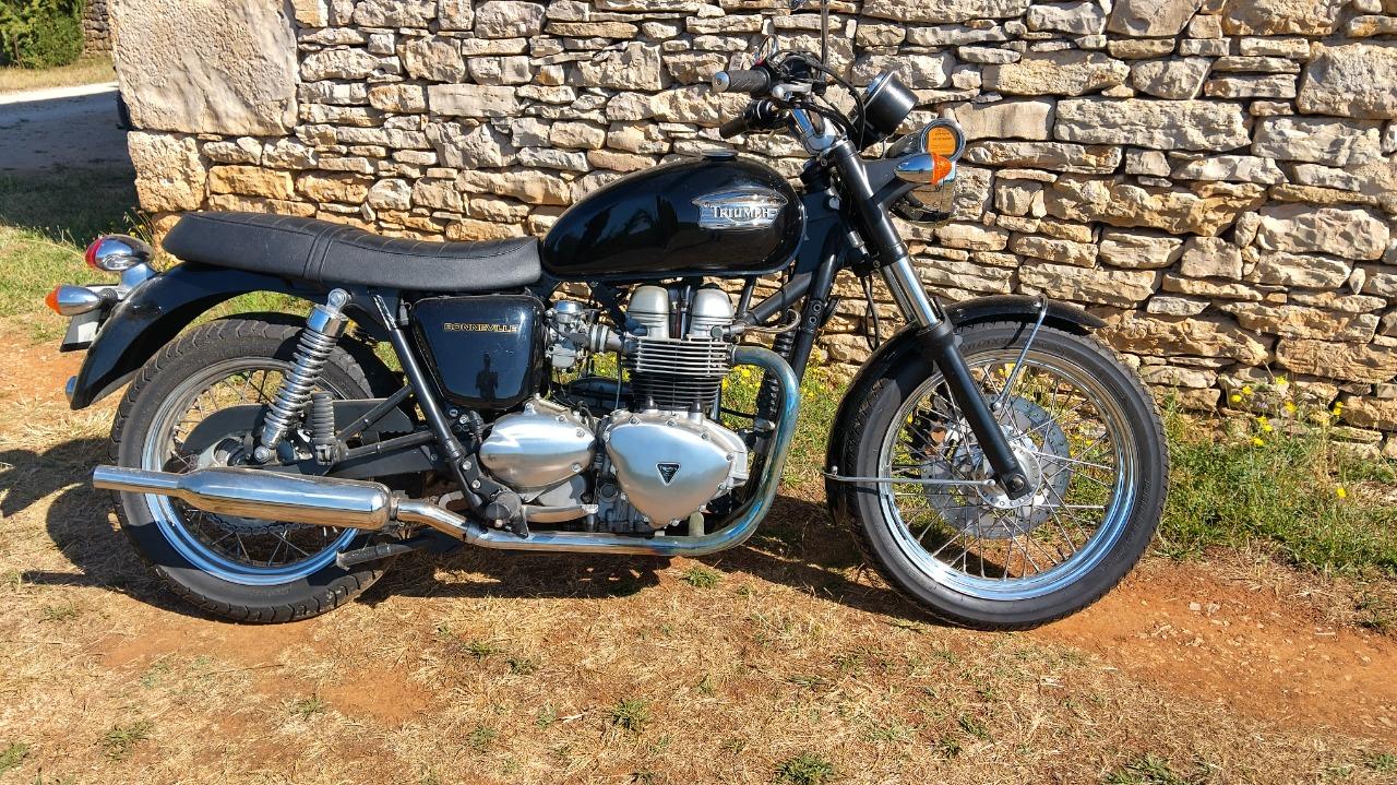 TRIUMPH Bonneville T120 - 2002 LesAnciennes.com