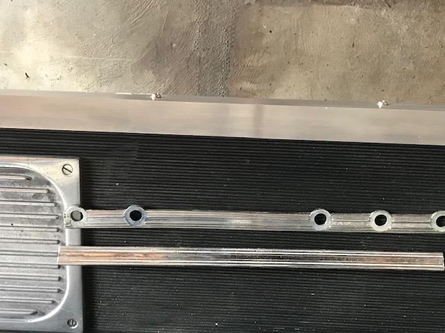 Tableau de bord PEUGEOT 403 berline LesAnciennes.com