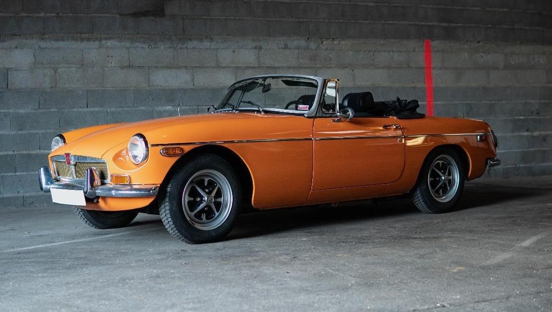 MG MGB - 1973 LesAnciennes.com