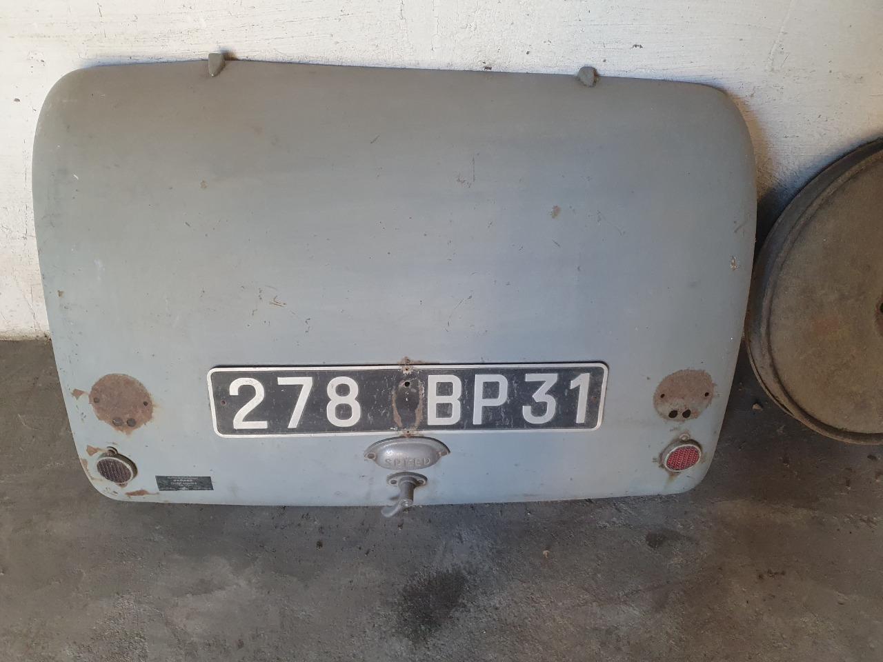 Malle CITROEN 2CV LesAnciennes.com