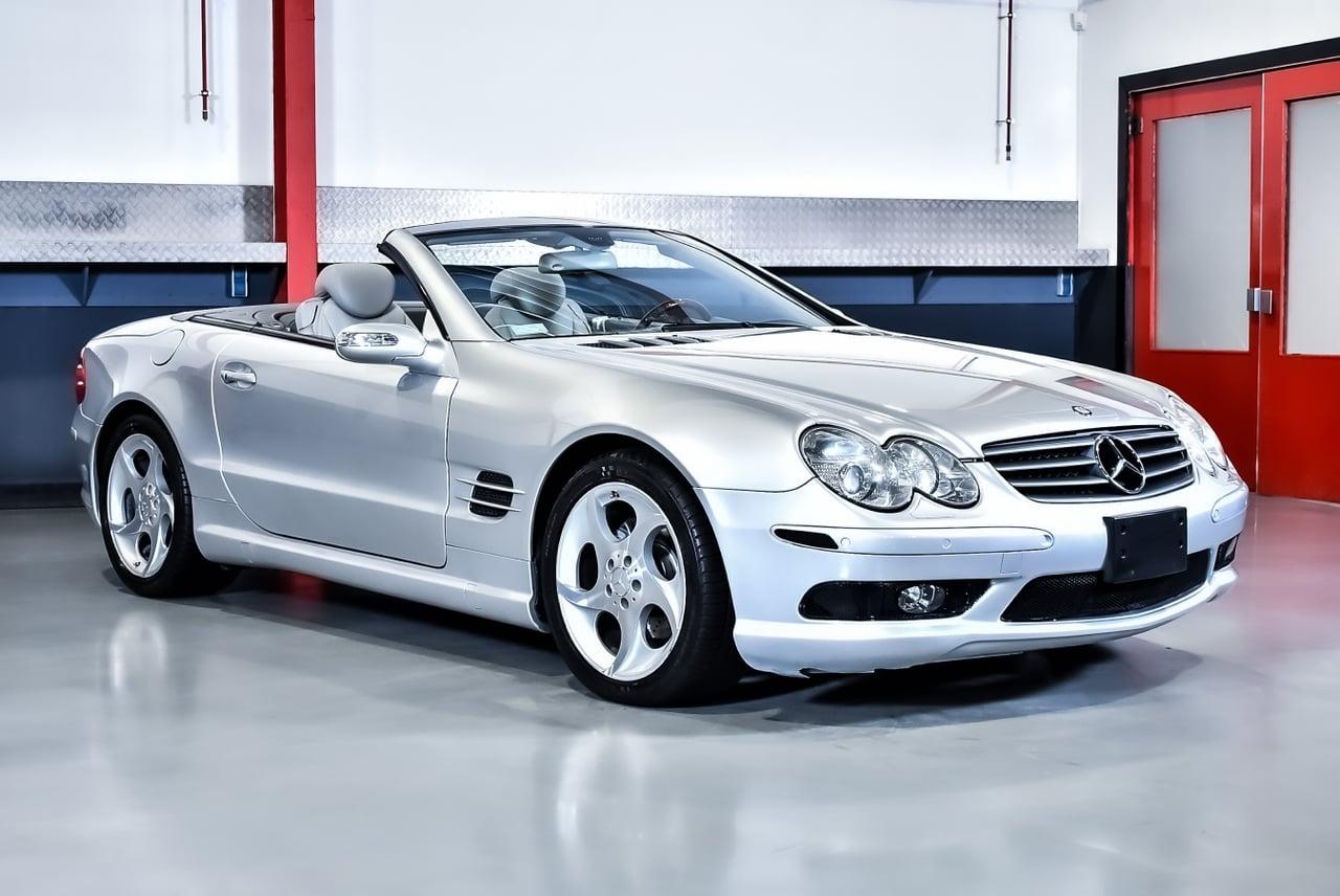 2005 Mercedes-Benz R230 SL500 Convertible 5,0L V8 LesAnciennes.com