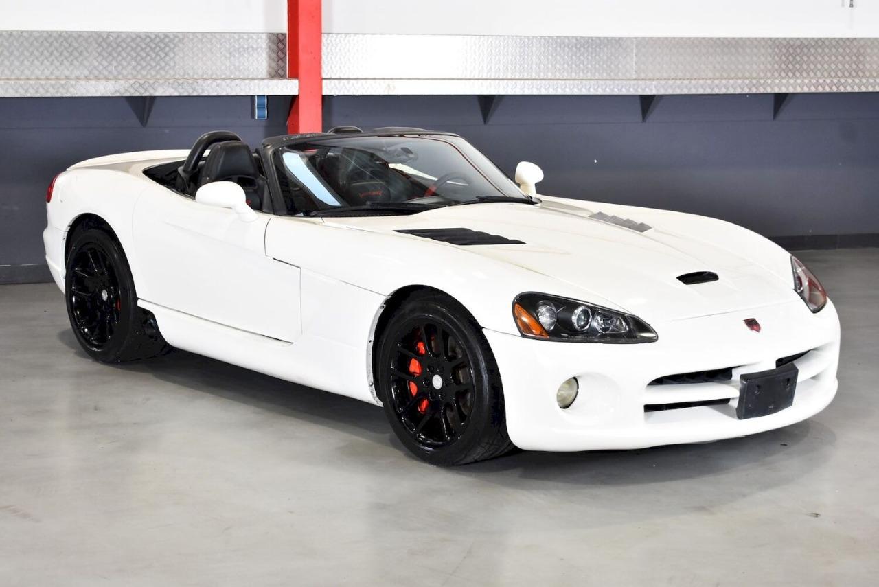 DODGE Viper SRT10 (3eme G) - 2004 LesAnciennes.com