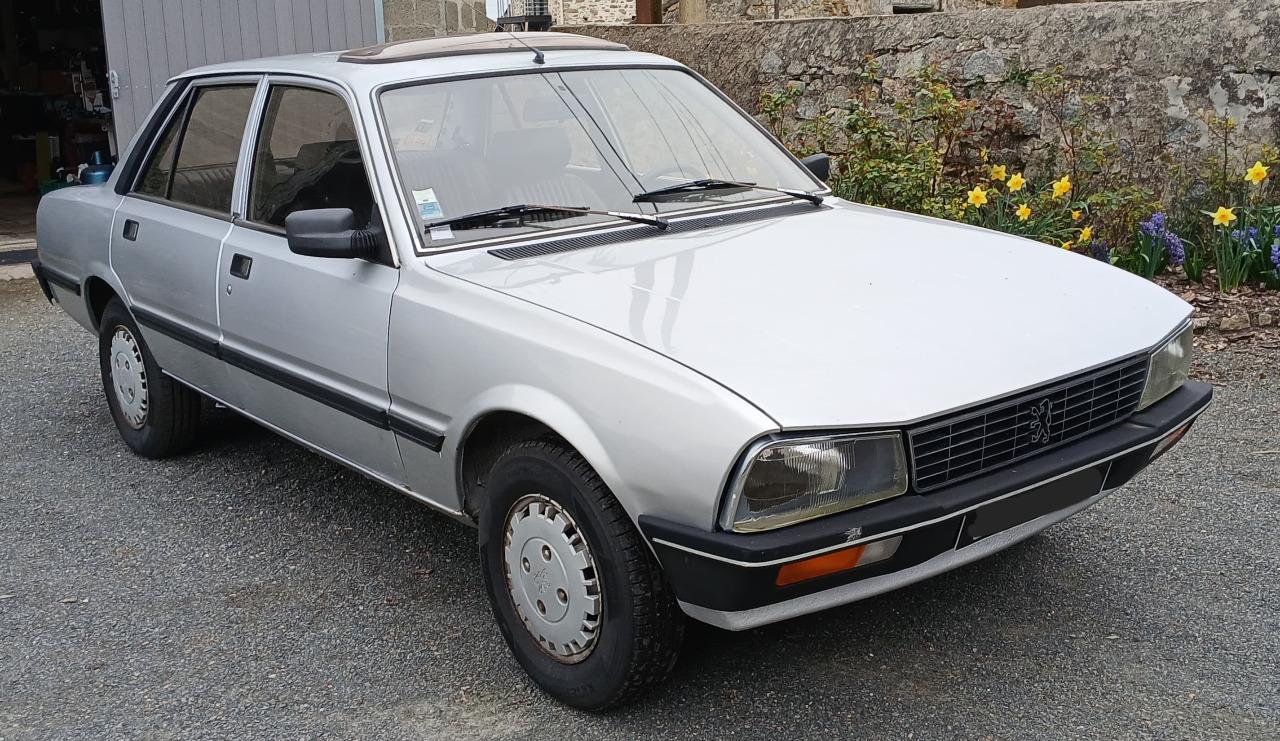 PEUGEOT 505 STI - 1982 LesAnciennes.com