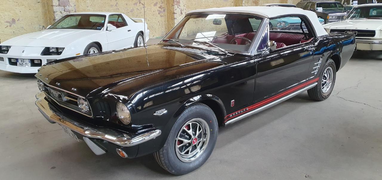 FORD Mustang 289ci code C - 1966 LesAnciennes.com