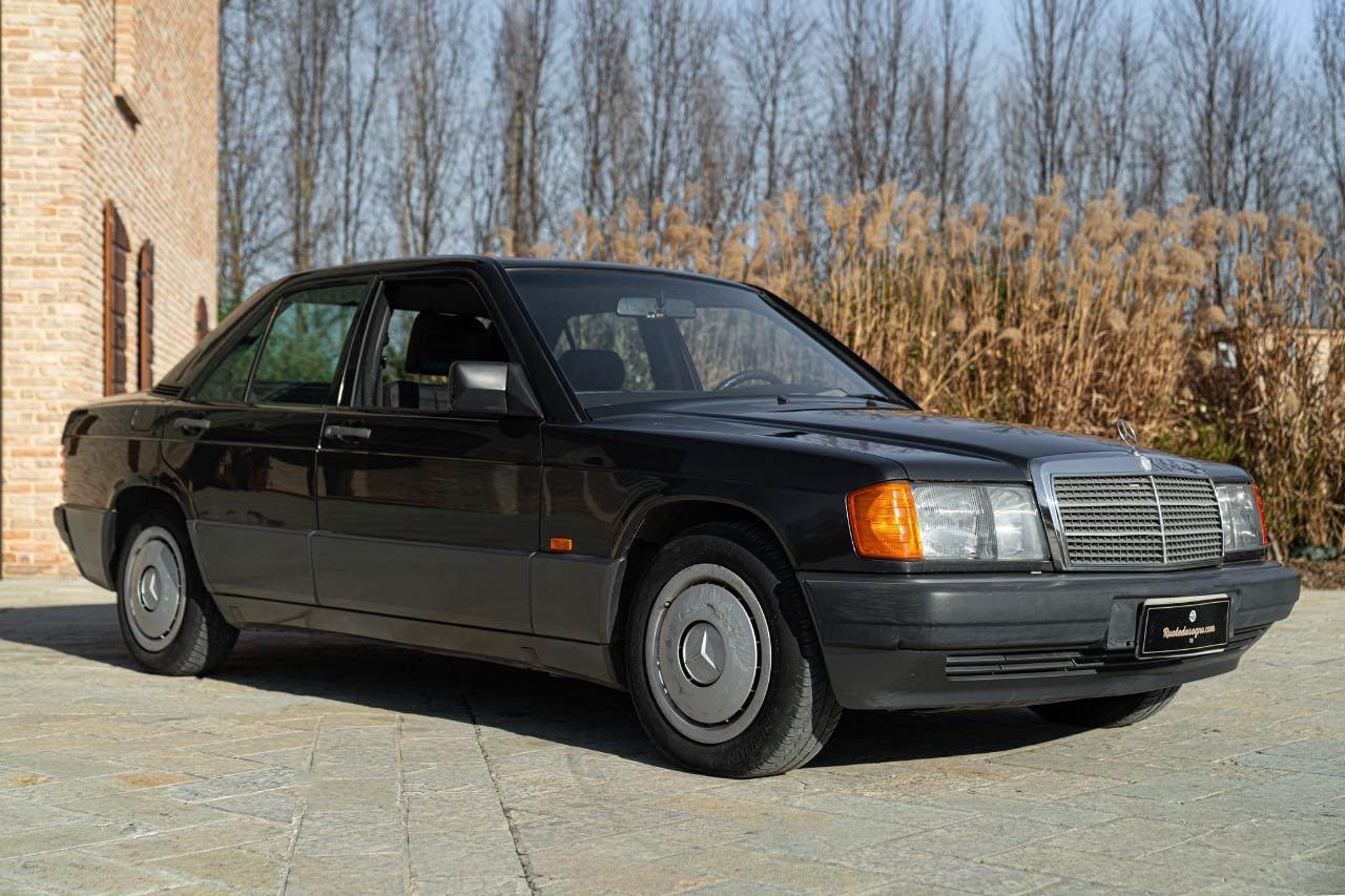 MERCEDES 190 E - 1989 LesAnciennes.com