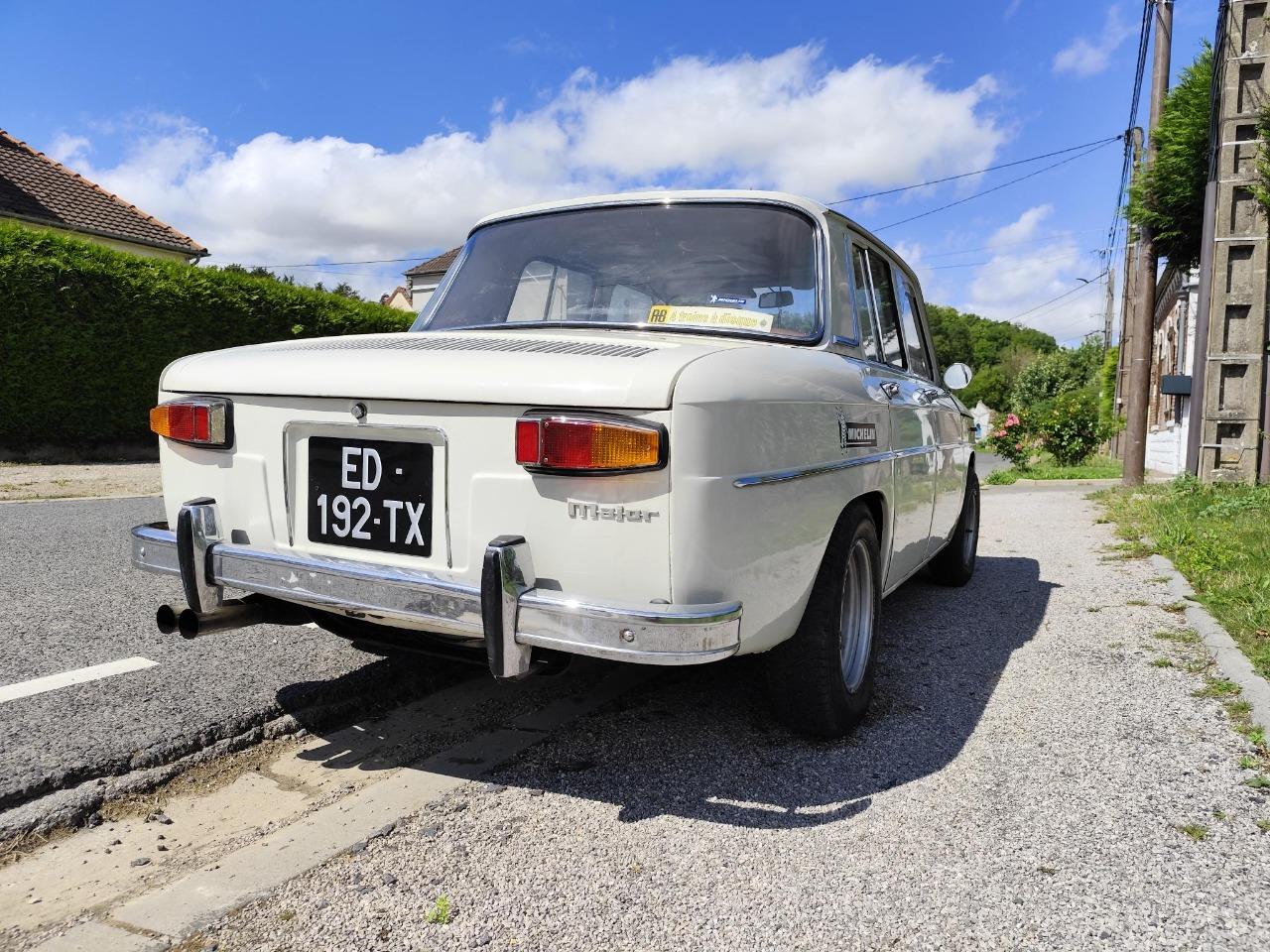 RENAULT 8 (R8) r1132 modifié - 1965 LesAnciennes.com