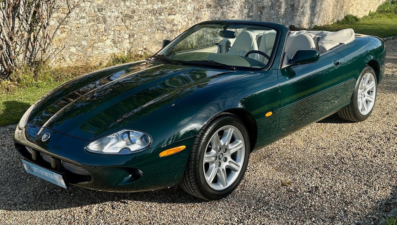 JAGUAR XK 8 CABRIOLET cabriolet - 1998 LesAnciennes.com