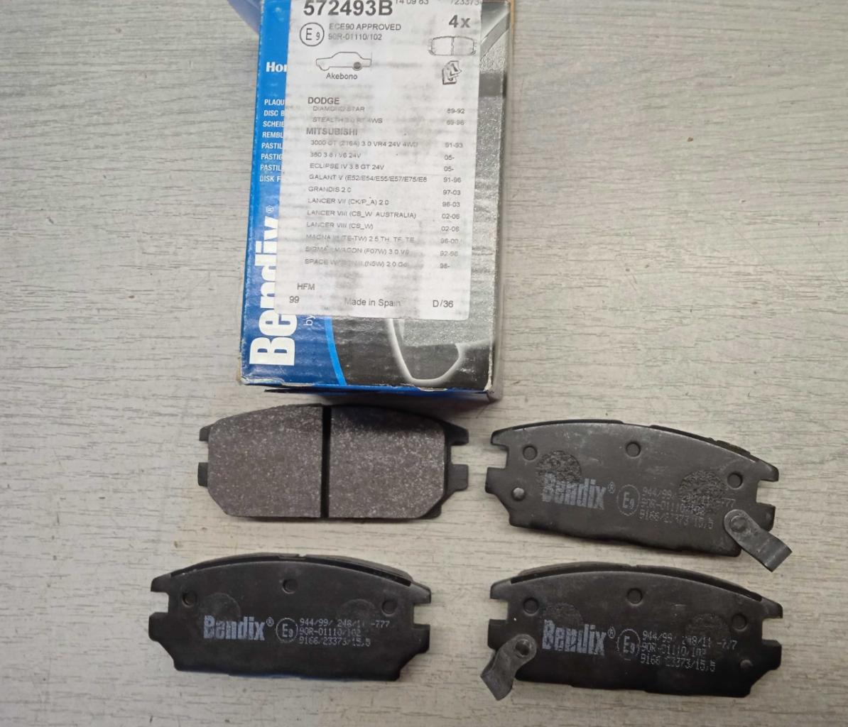 572493B PLAQUETTES GALANT ECLIPSE SPACE WAGON LesAnciennes.com