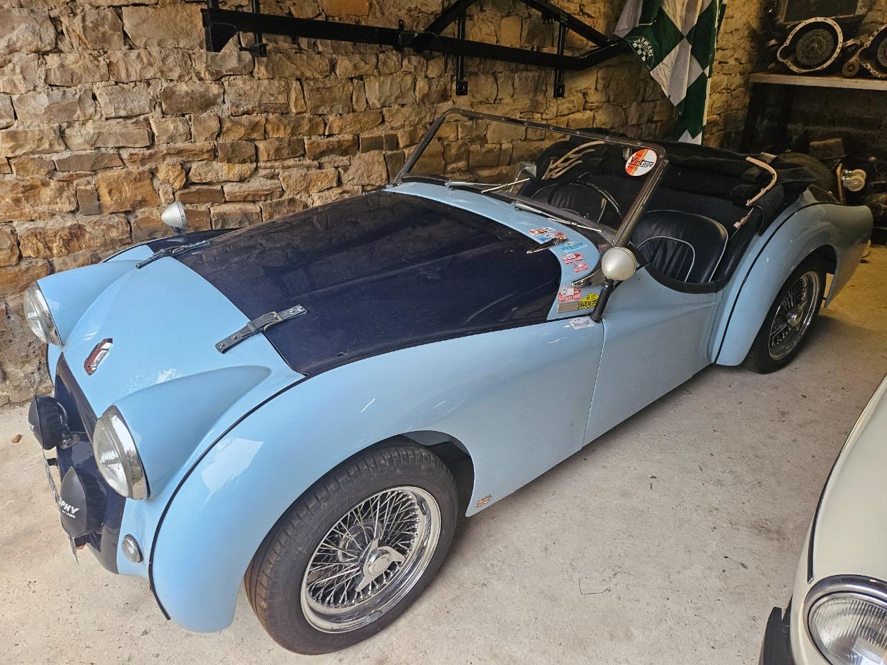 TRIUMPH TR2 2000 - 1955 LesAnciennes.com