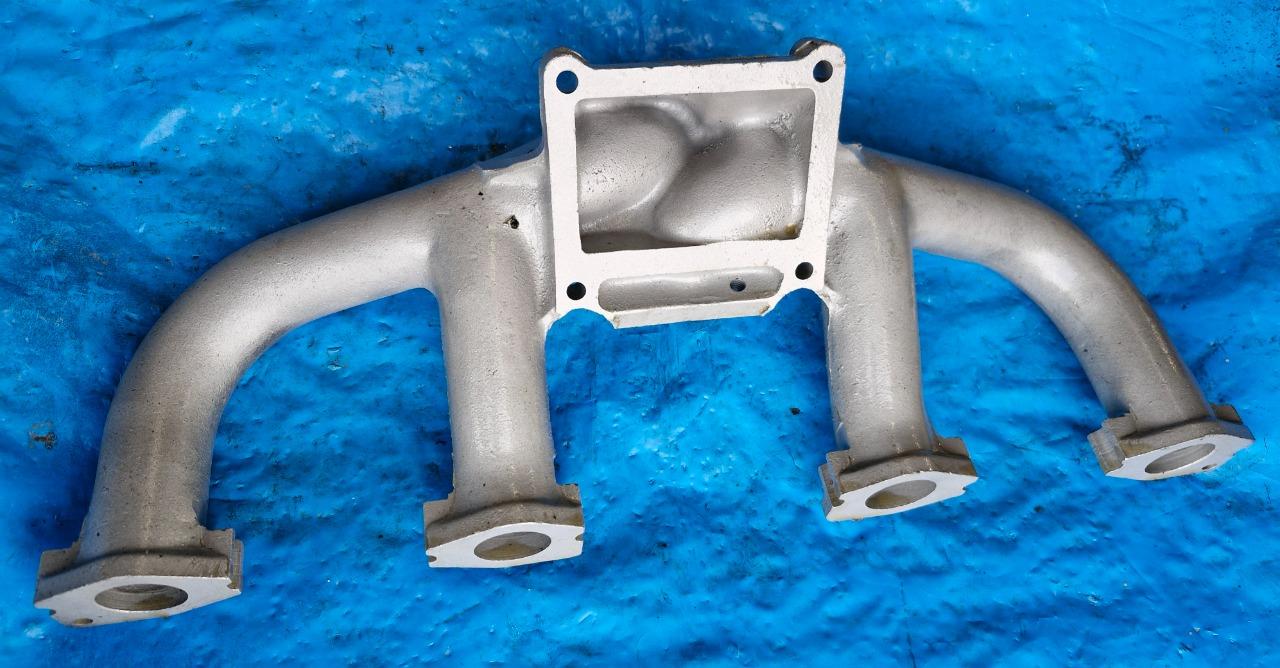 Collecteur admission CITROEN Traction LesAnciennes.com