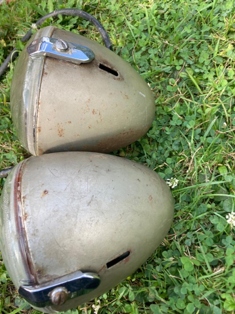 Phares CITROEN 2CV A LesAnciennes.com