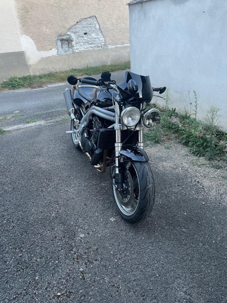 TRIUMPH Speed Triple 955 IT 509 - 2000 LesAnciennes.com