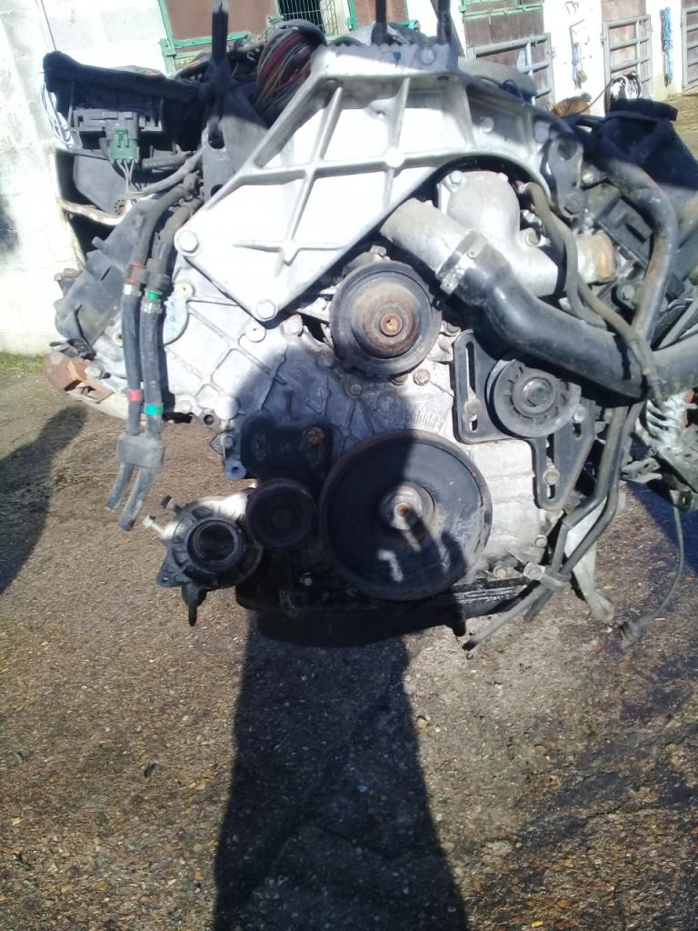 Moteur RENAULT 30 (R30) LesAnciennes.com