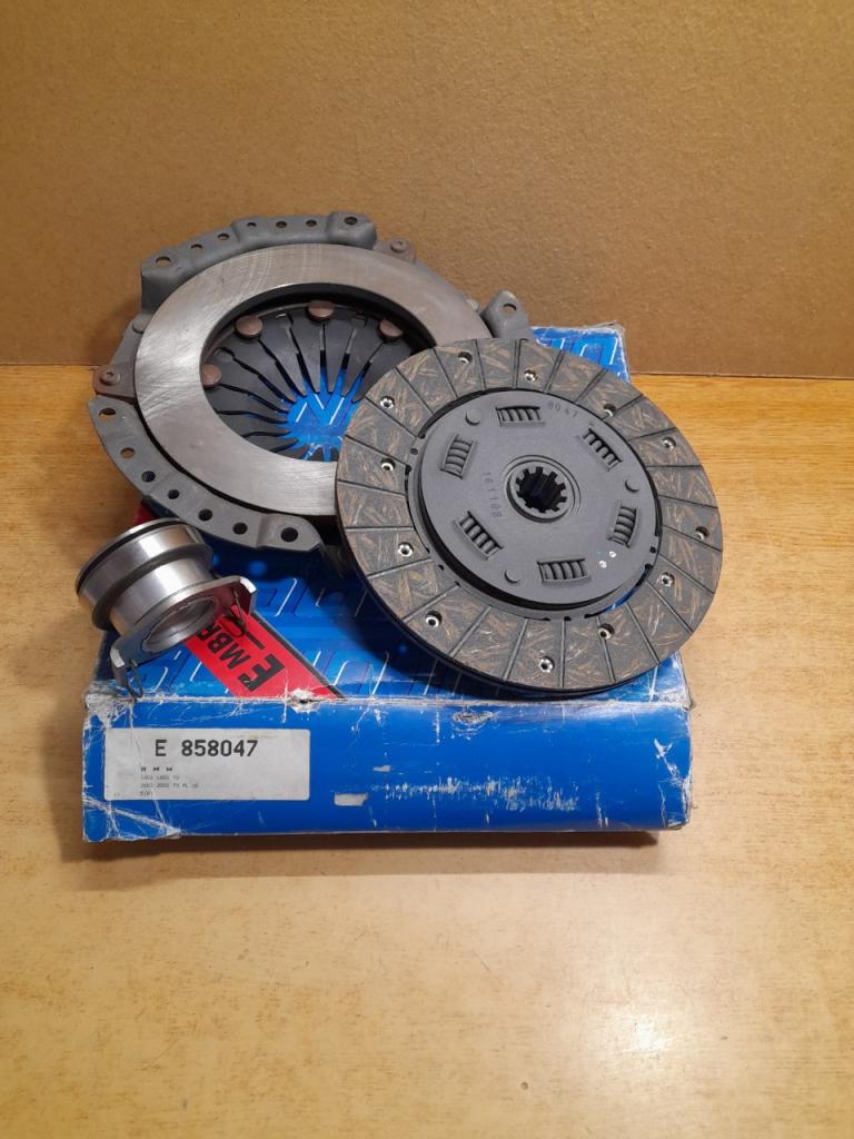 Kit Embrayage Bmw 1802 2002 518 LesAnciennes.com